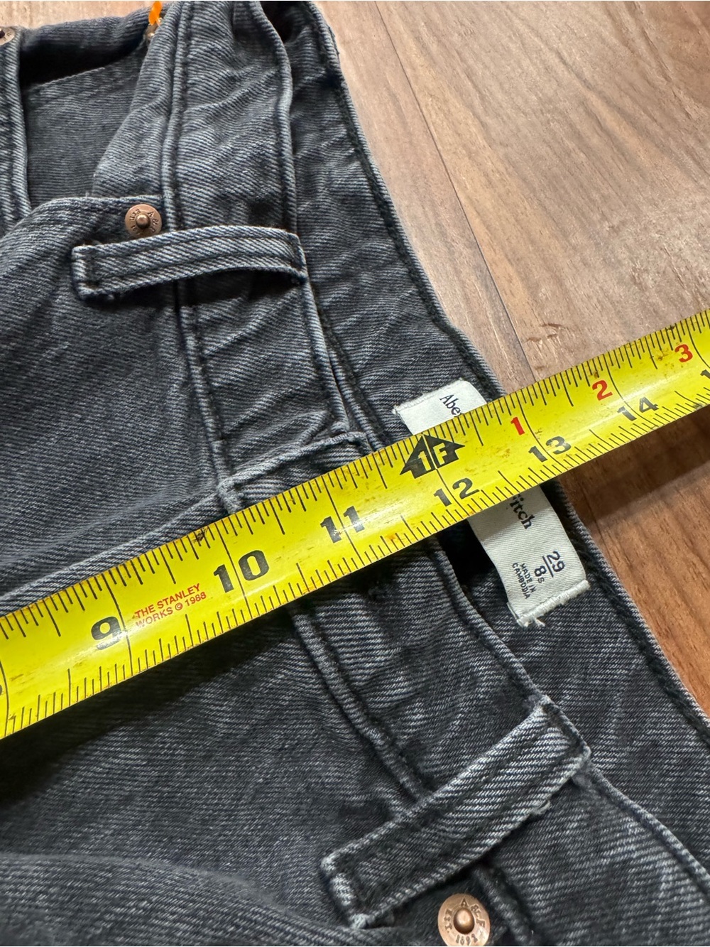 Abercrombie & Fitch Curve Love High Rise 90s Straight Jeans Black Wash Womens 29 - Picture 6 of 9